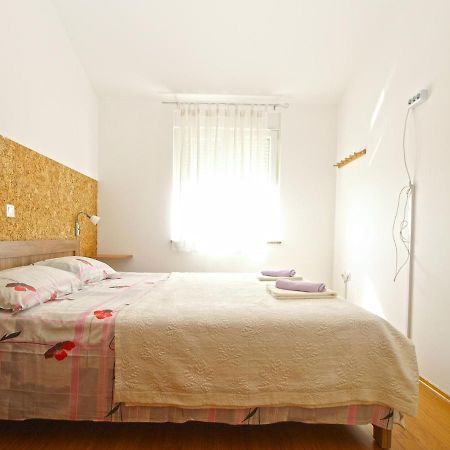 Apartments Majda 1932 Fažana Екстериор снимка
