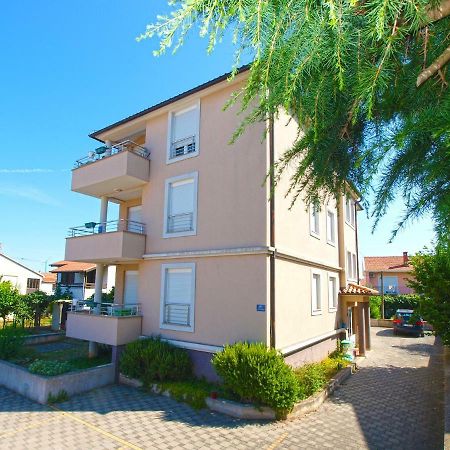 Apartments Majda 1932 Fažana Екстериор снимка