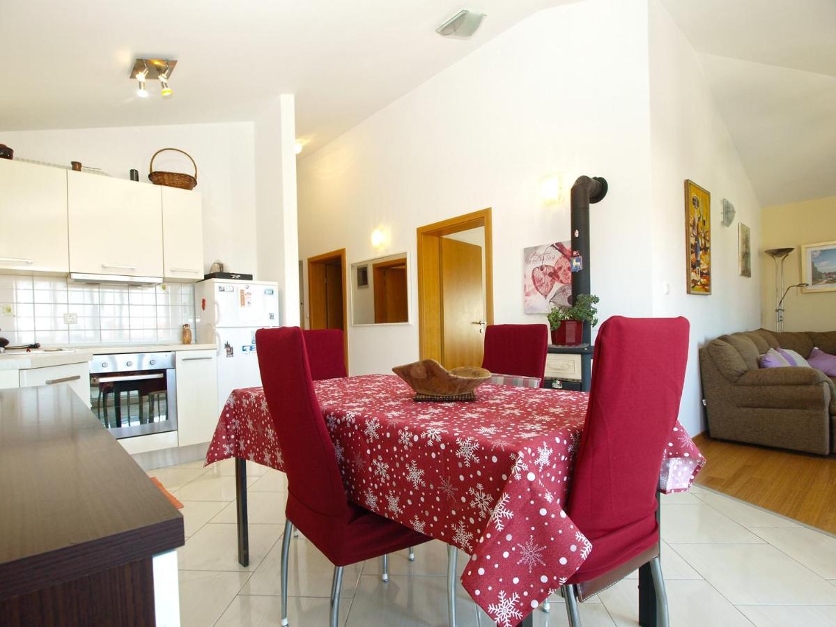 Apartments Majda 1932 Fažana Екстериор снимка