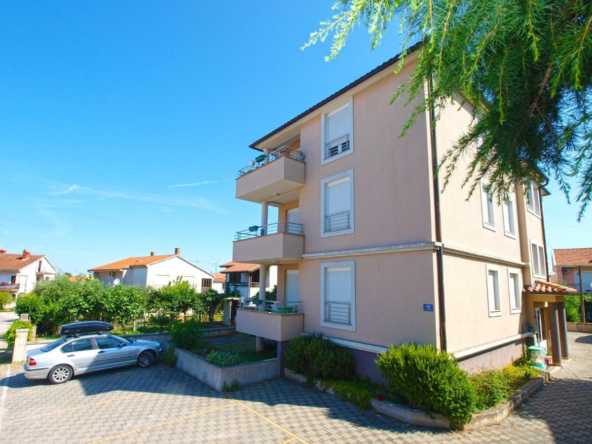 Apartments Majda 1932 Fažana Екстериор снимка